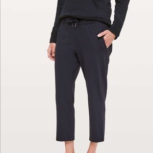 Lululemon On The Fly Cropped Pants